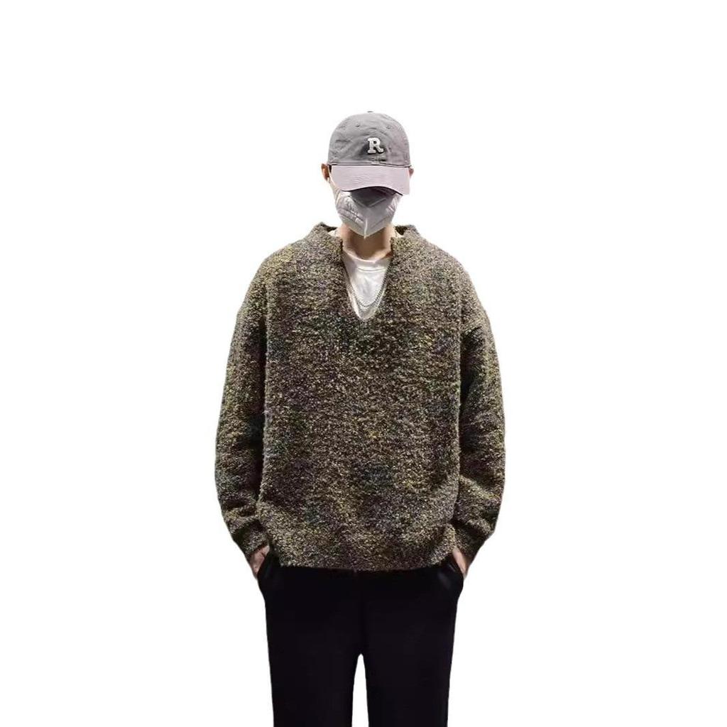Retro Moss Green V-neck Loose Sweater for Men - Korean Style