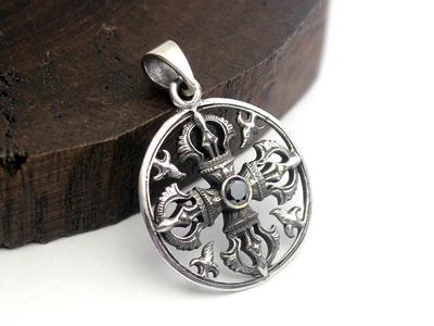 Tibetan Koma Katsuma Black Zirconia Amulet Silver Pendant Pendant Top Pen Head