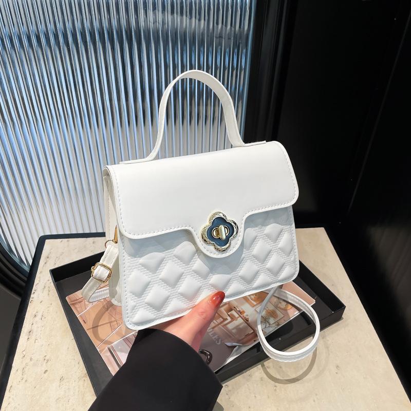 Small Bag Women's Bag Niche 2025 New Trendy Fashion Foreign Texture Handbag Versatile Shoulder Messenger Bag Diamond Grid