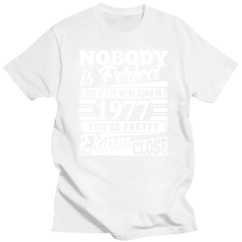 

Летний стиль, новая мужская футболка, сделано в 1977 году, винтажная футболка, родилась в 1977 году, день рождения, возраст, год, подарок, забавные повседневные футболки XXXXXL