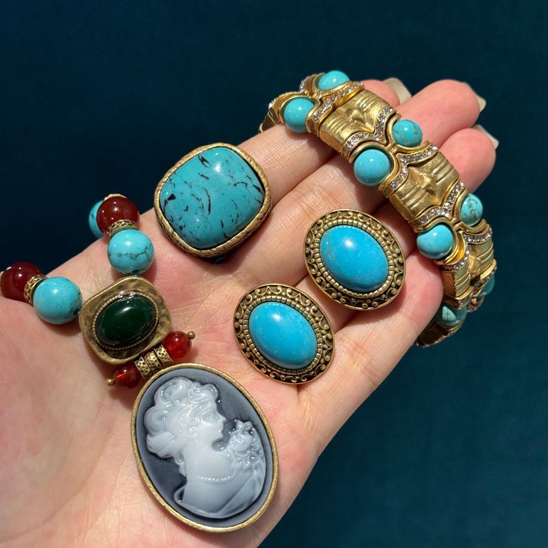 Vintage Blau Naturstein Böhmischer Stil Cameo Schönheitskopf Türkis Schmucksets Für Frau Halskette Und Ohrring Perlen Antik