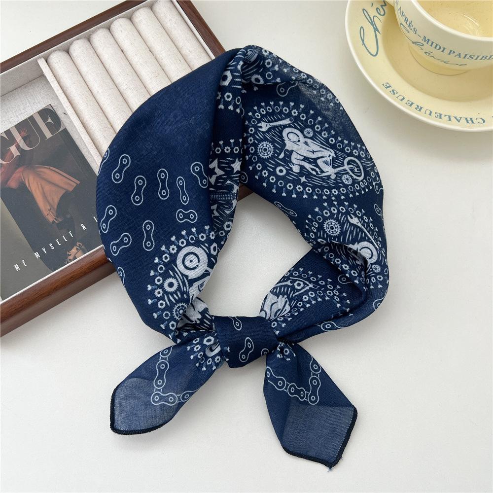 Liten fyrkantig scarf i bomull och linne Sidenhalsduk Dam Vår och höst Ny stil Konstnärlig och mångsidig Mode Temperament Huvudband Scarf