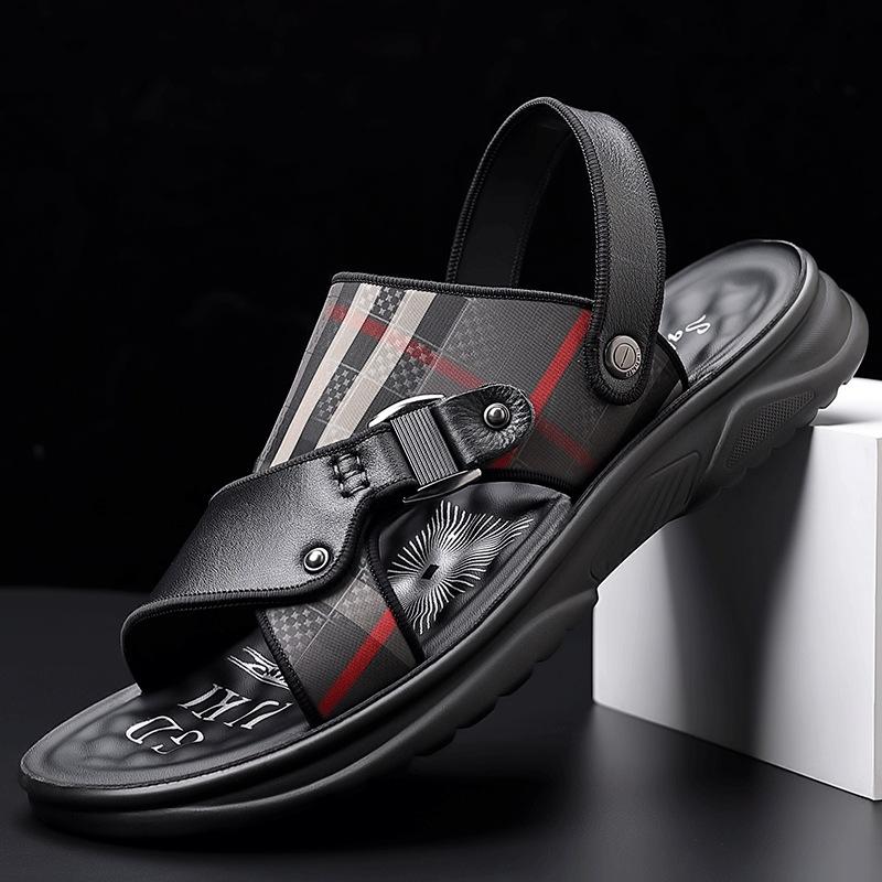 First layer cowhide sandals men's trend 2025 summer non-slip soft sole dual-purpose beach shoes men's leather sandals men's
