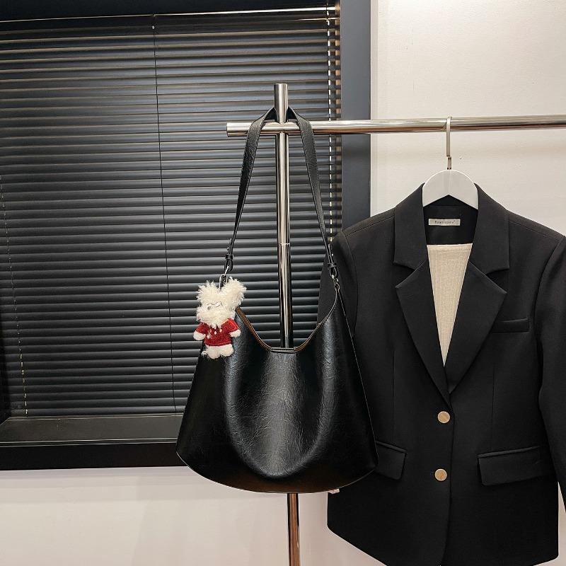 Retro style shoulder big bag bucket bag autumn new large capacity commuter tote bag fashion women's bag