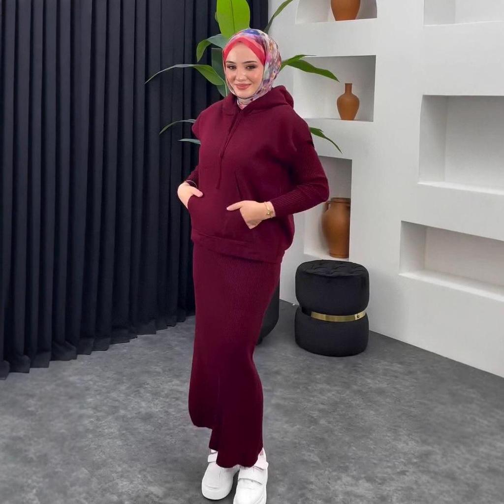 Autumn 2025 European & American Knit Hooded Sweater Dress with Pockets