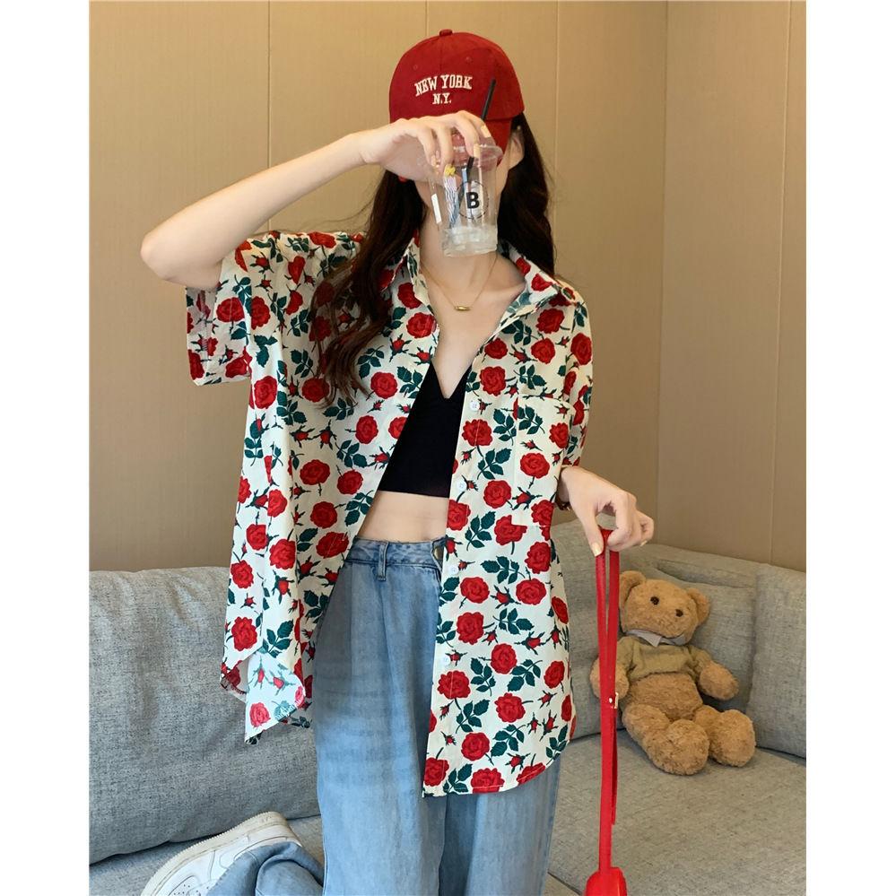 Retro Floral Short Sleeved Shirt for Women's Summer Design, Loose and Unique Chic Top