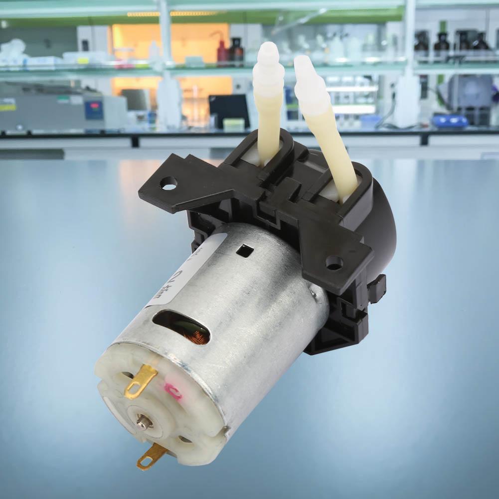 D-2 2*4mm 12V Peristaltische Flüssigkeitspumpe Dosierpumpe für Laboranalyse(Grün)