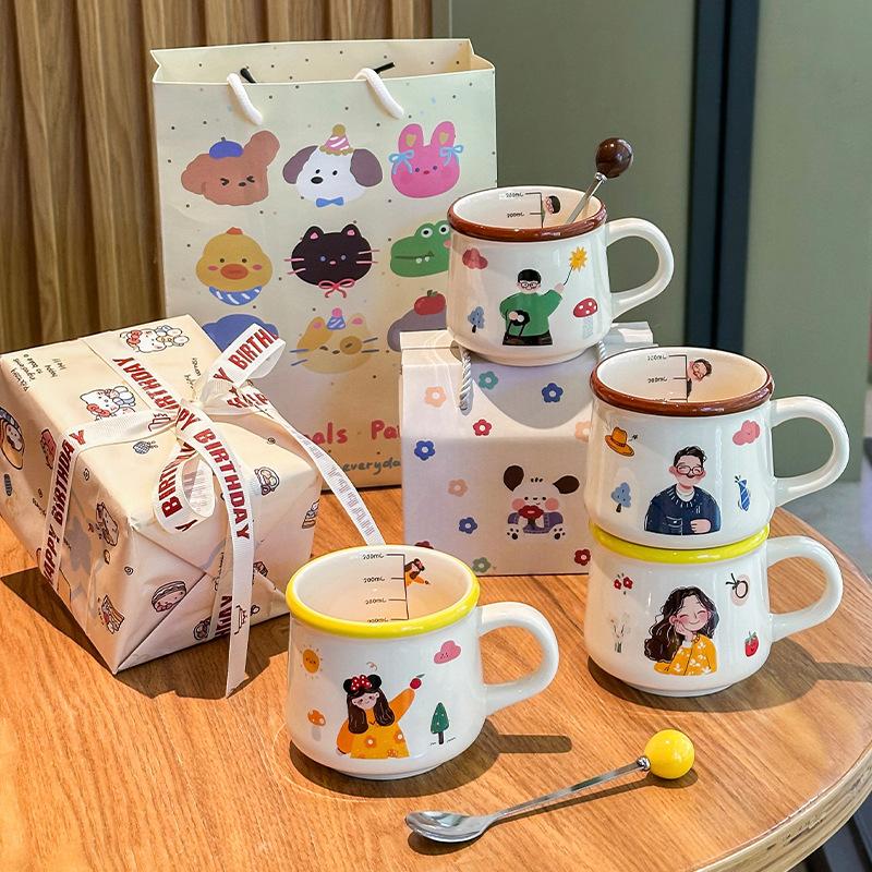 A family of four cute ceramic mugs, high-value household drinking cups, children's breakfast, milk cups, birthday gifts