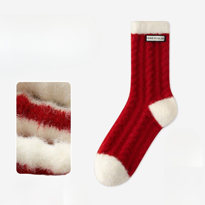 

Женский осенне-зимний стиль Толстая полоска Тканевая марка Новый год в этом году Свадьба Труба Большие красные носки 1 pair