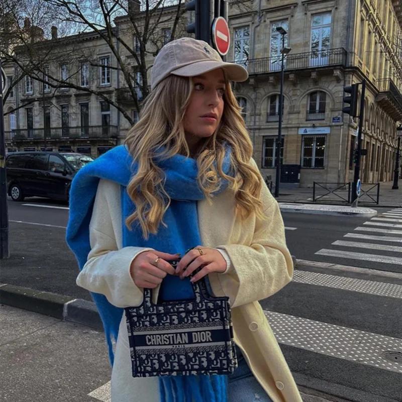 Vinterskjerf Dame Luksus Høst Vinter Cashmere Skjerf Tykket varmt sjal Klassisk dusker Fluffy skjerf Ensfarget mykt sjal