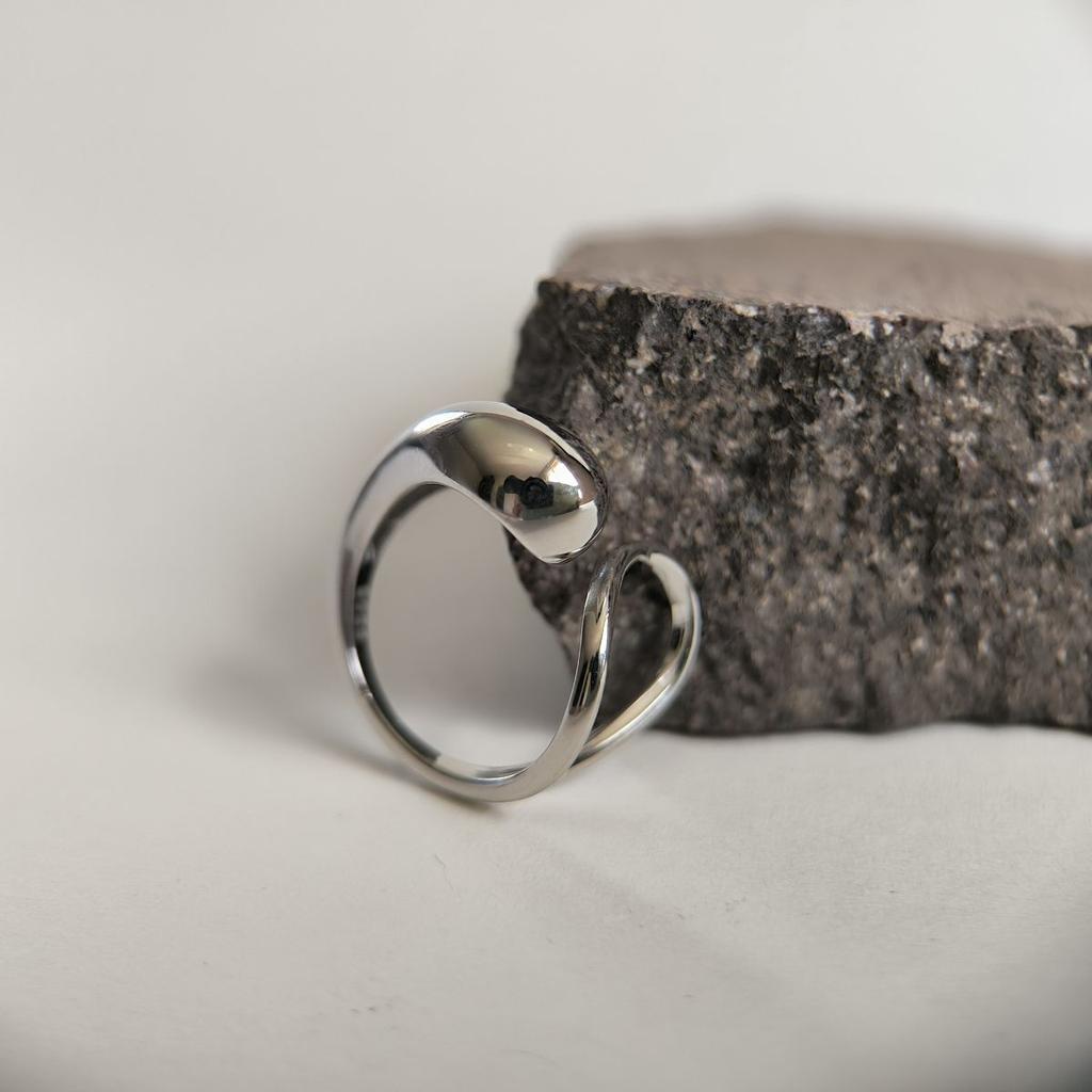 Silberring ohne Steine, Gewicht des Artikels 4,29 g (2185727)