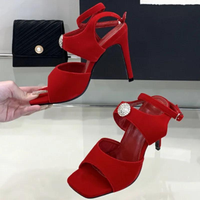 

Faux Suede Metal Buckle Design Women High Heel Sandals Summer Ankle Strap Slingback Heels Elegant Party Luxury Shoes for Ladies 40 красный