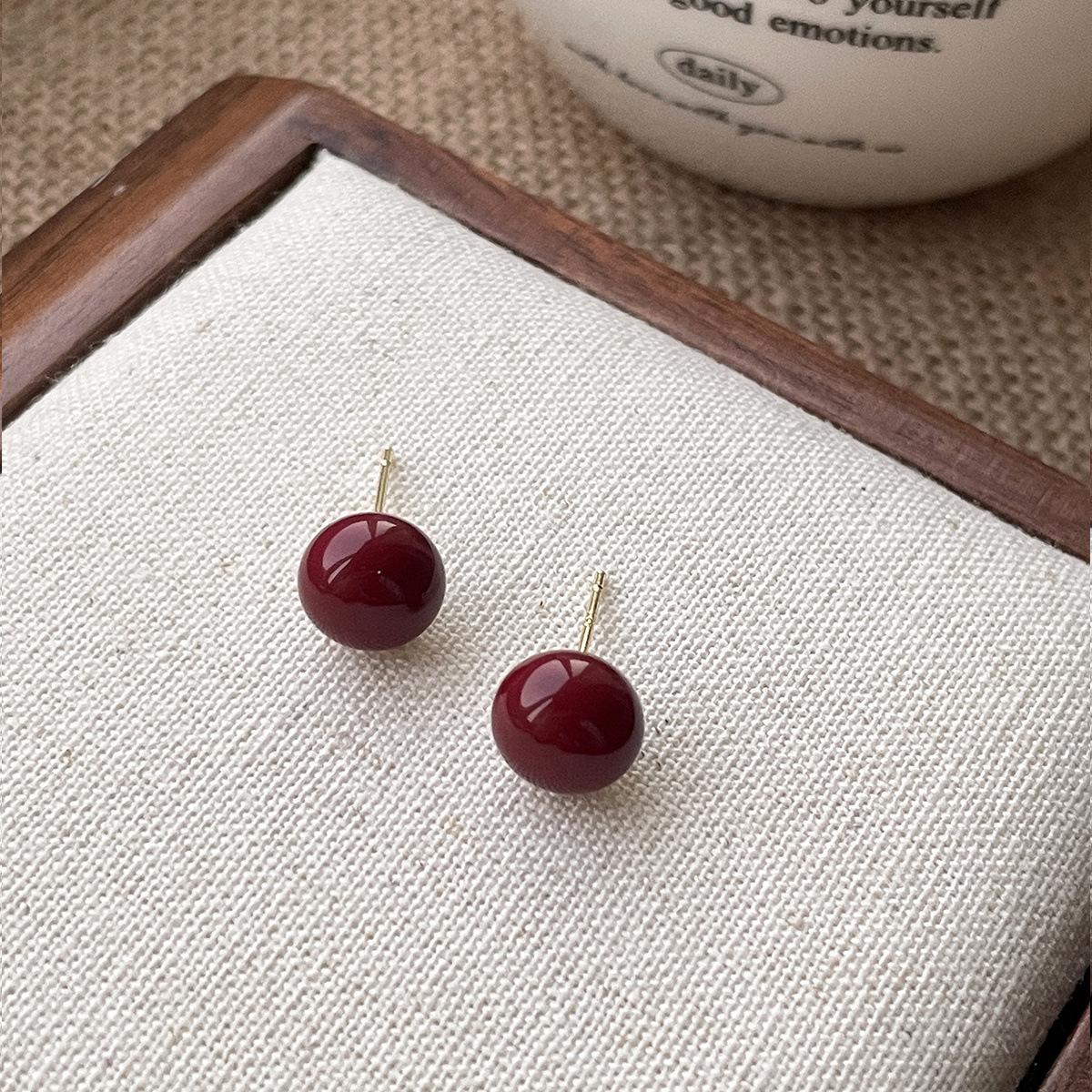 

Серьги-гвоздики с красными бобами из серебра 925 пробы, женские ретро-уникальные высококачественные серьги, осенне-зимние женские темпераментные рождественские серьги, новые 925 silver needle