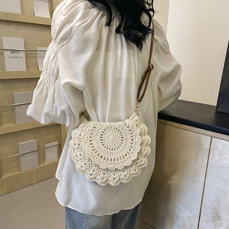 Summer Trendy Weaving Exquisite Handbag Fashionable and Simple Knitted Saddle Bag for Women Beach Vacation