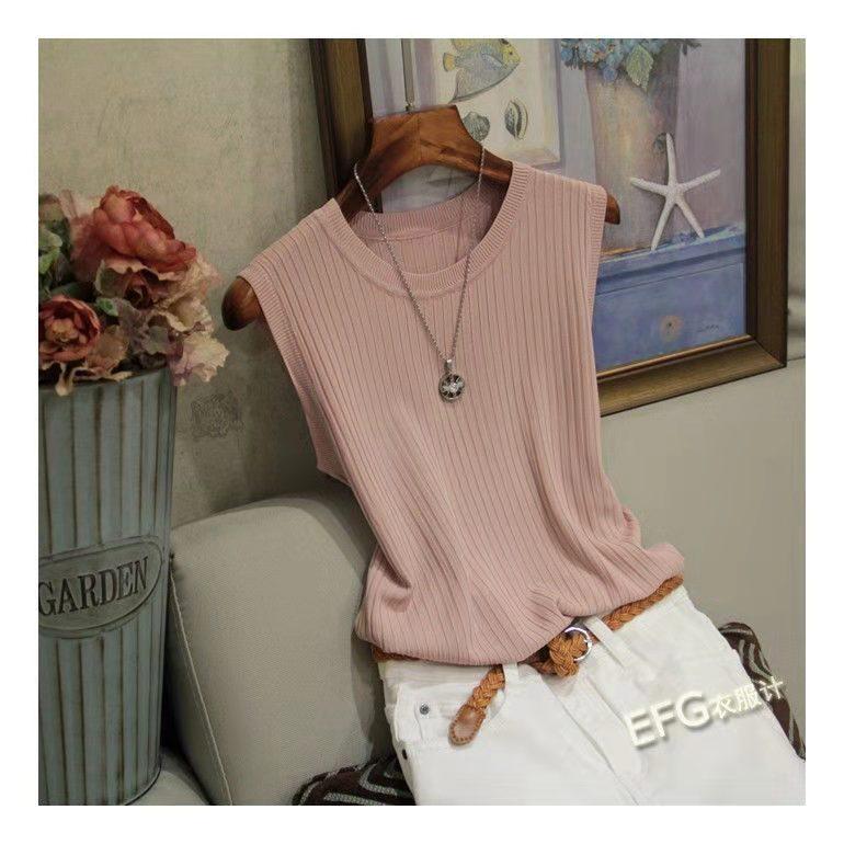 Women's Sleeveless Slim Knit Camisole with 3D Decoration