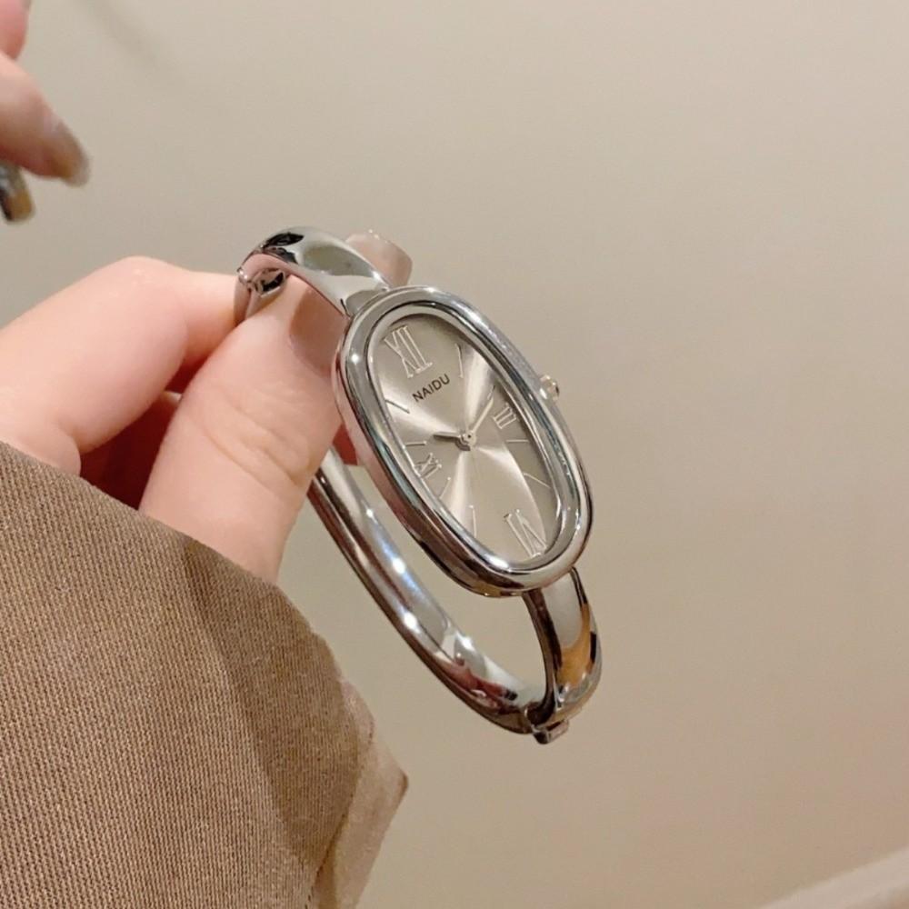 Luxury Bracelet Watch Gold/Silver Quartz Watch High Quality Wristwatch  for Women