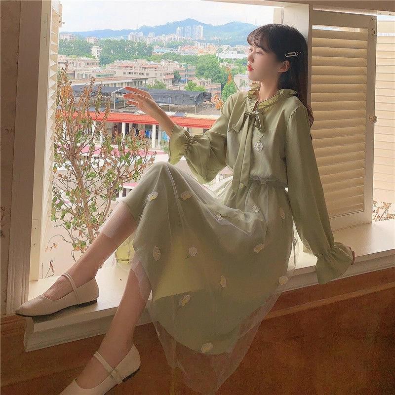 

Elegant Retro French Slimming Dress for Women - Spring/Autumn 2026 Collection L зелёный