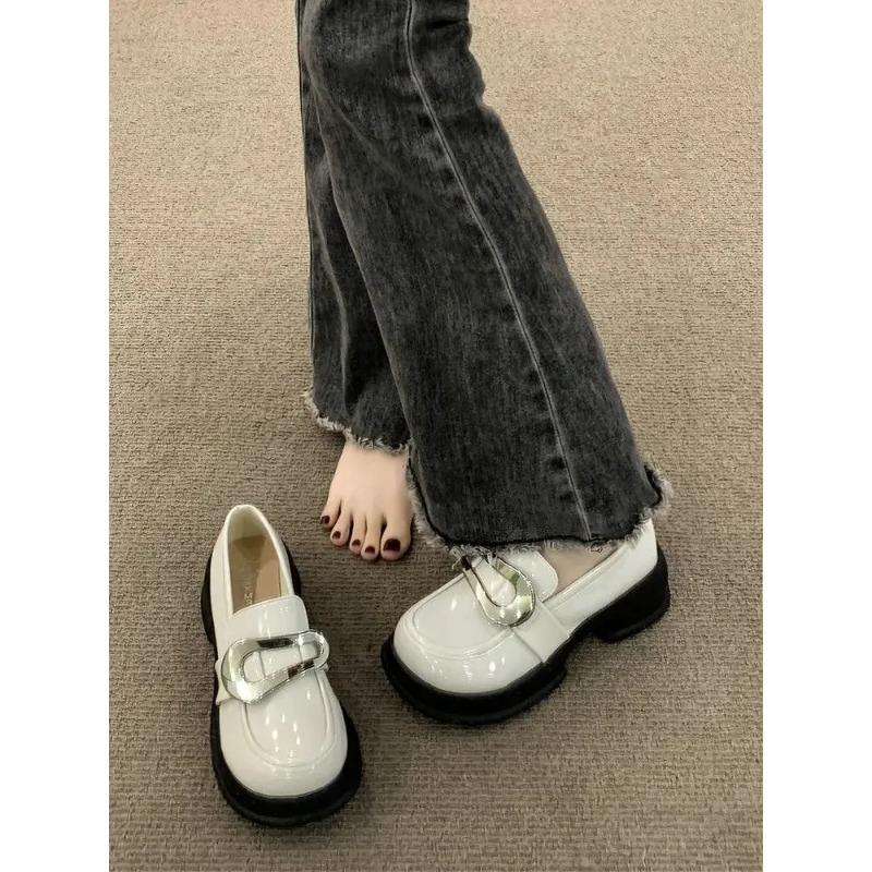 Fashion Cute Kawaii Women's Shoes with Medium Heels Round Toe Platform Loafers Ladies Pumps Young On Sale Stylish Genuine Mark Wholesale