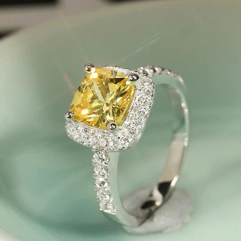 

Princess Fat Square Yellow Ring Female Proposal Light Luxury Colored Four-Prong Ring French Court Style Accessories 2026 no. 6