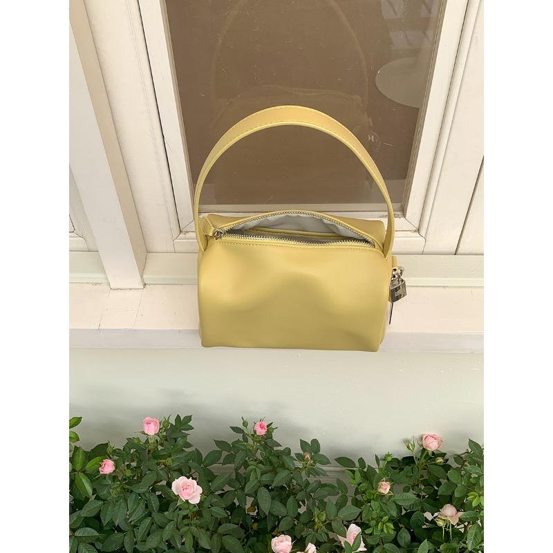 

Hand carry pillow bag niche summer new shoulder small square bag soft leather handbag women жовтий