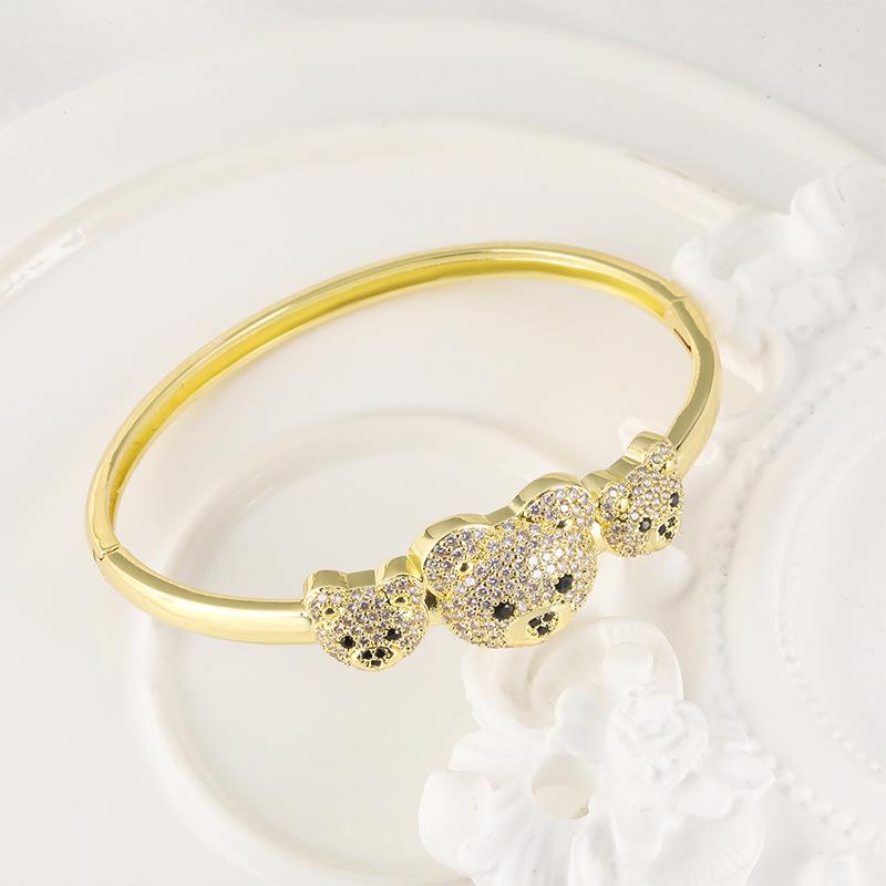 European and American Fashionable Colorful Zircon Cute Bear Bracelet Bracelet for Women Korean Version One Size(18CM~21CM)