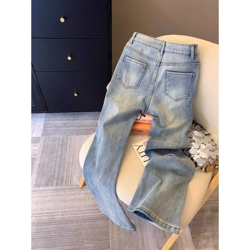 Thickened Fleece-Lined Women's High-Waisted Light Blue Jeans: Slim Fit Micro-Flare Bell Bottoms for Autumn/Winter.