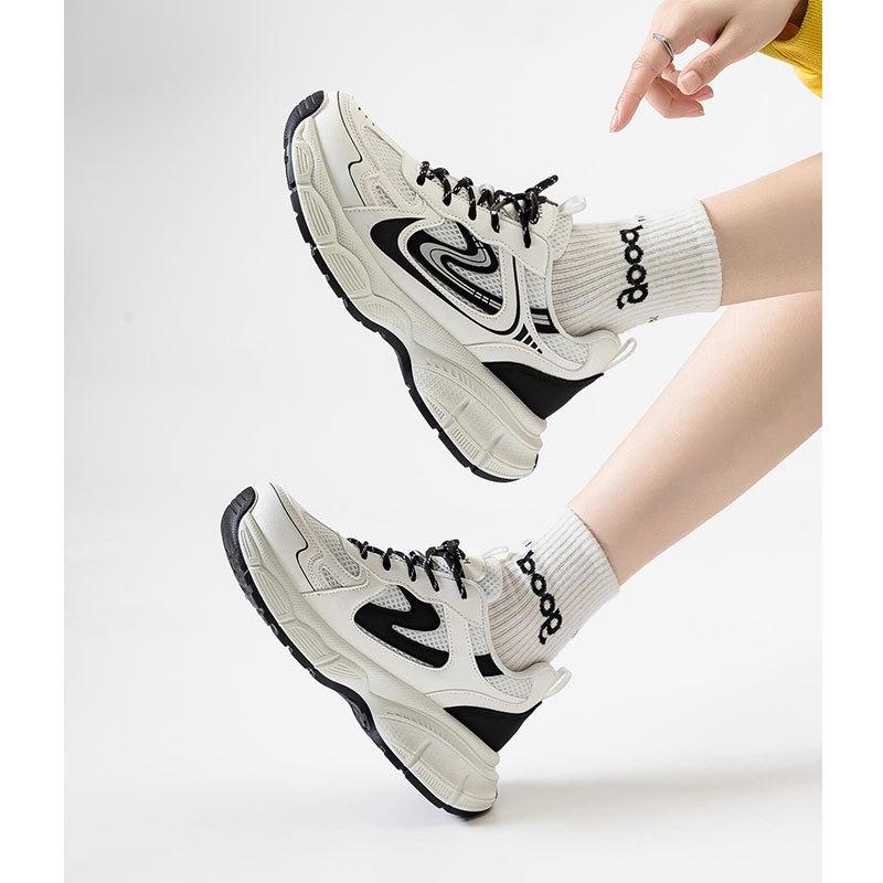 

European products popular leisure sports Forrest Gump shoes women s spring and autumn 2025 new models show feet small super fire muffin thick-soled da 35 чорний
