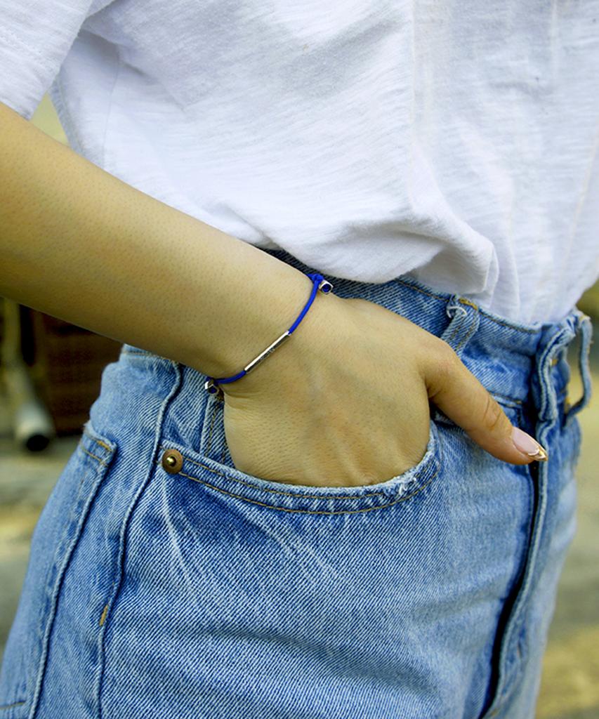 Begins Larin Single String Bracelet Blue