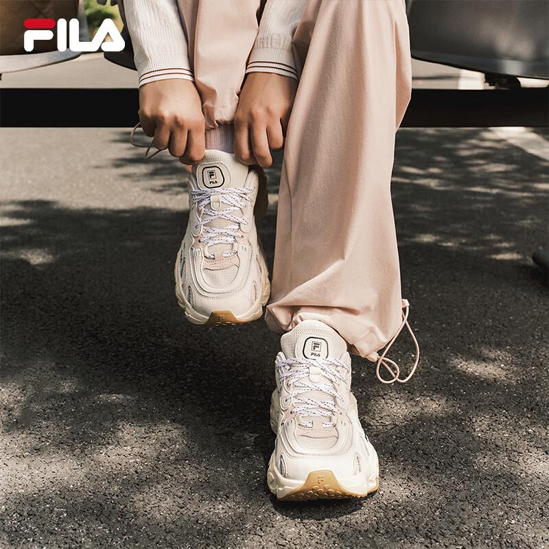 Fila Yang Mi Collection Women's Hurricane Dad Shoes