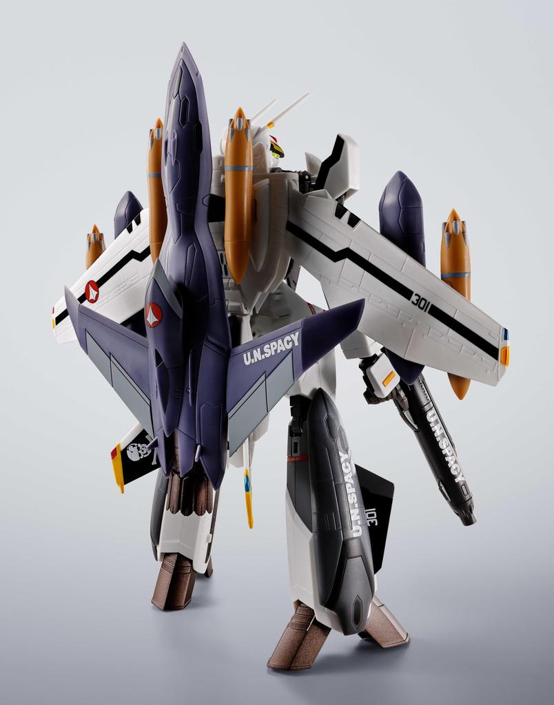 TAMASHII NATIONS R Macross Zero Phoenix ABS PVC Movable Figure HI-METAL VF-OS (Roy Focker's Custom) + QF-2200D-B Ghost, Approx. 140mm, & Die-Cast &