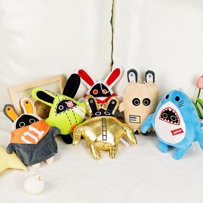 Bebek ve Peluş Oyuncaklar – Çizgi Film Karakterli Yumuşak Oyuncaklar