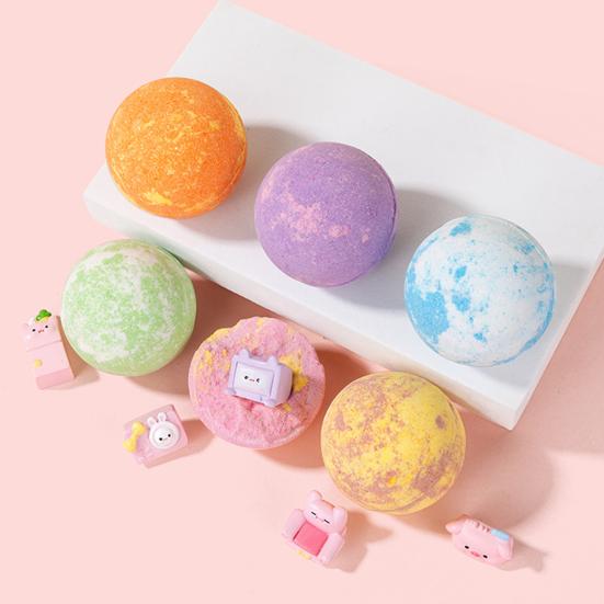 Bath Salt Ball with Surprise Toy Inside Fruity Floral Plants Extract Handmade Natural Sea Salt Ball Bubble Bath Ball Women Men SPA Bath Gift