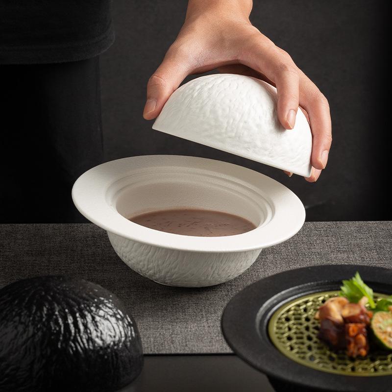 Ceramic Stewing Pot with Lid - Sea Cucumber, Abalone, and Dessert Bowl Plate for Private Kitchens and Restaurants.