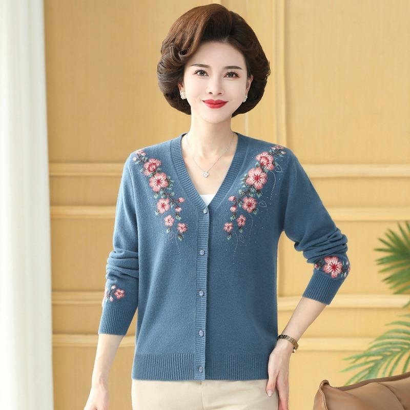 Temperament Mother Cardigan Top Old Lady Clothes Mother Winter Clothes New Bottoming Shirt Women Middle-aged and Elderly Knitted Sweater