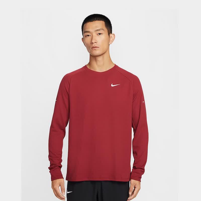Nike Men s Breathable Long Sleeve Knit Shirt XL