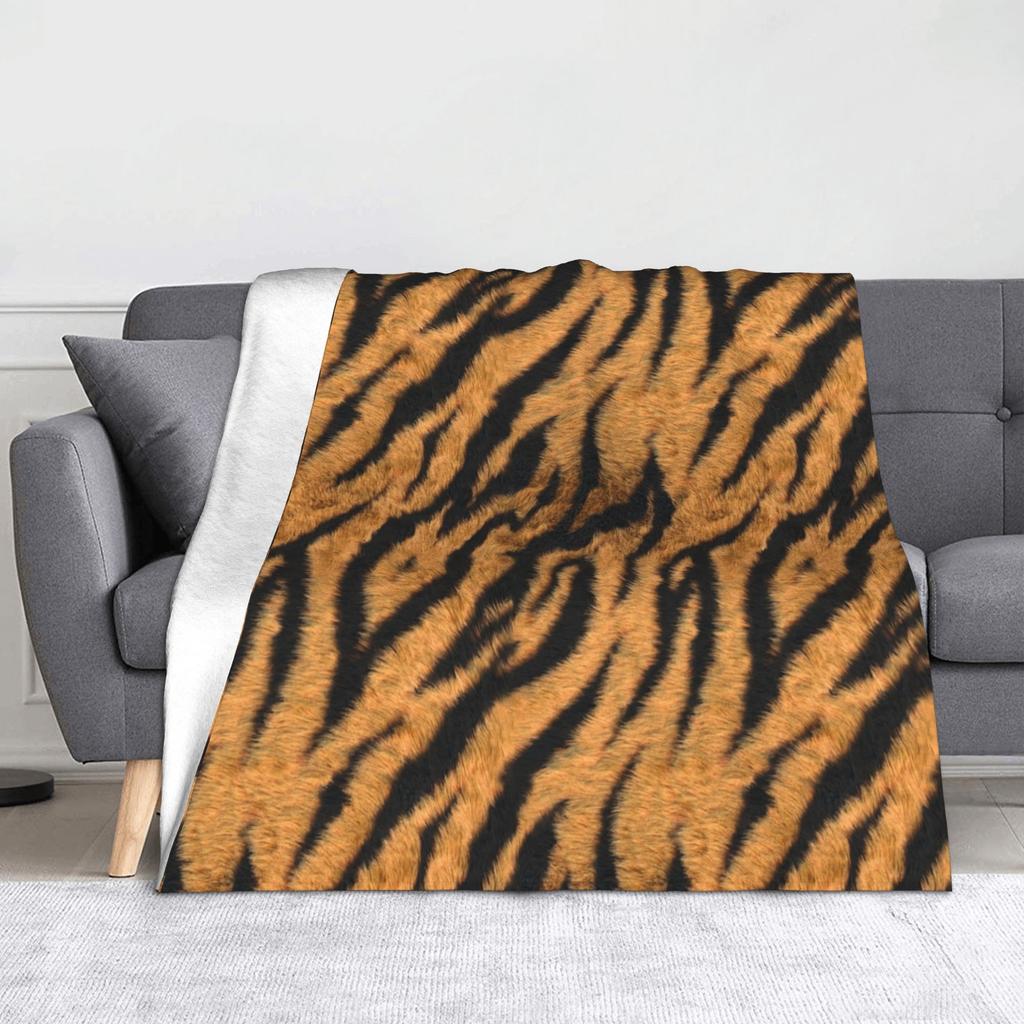 Black and White Snow Leopard Pattern Blanket Fleece Autumn Multi-function  Soft Throw Blankets for Sofa Couch Bedding Throws