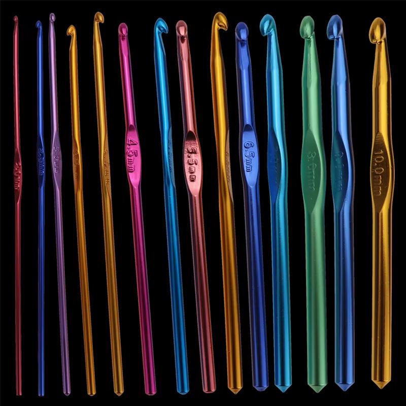 14-Piece Colored Aluminum Crochet Hook Set - Metal Hooks for Sweater & Scarf Knitting