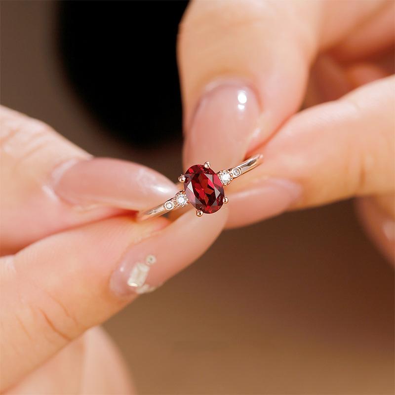 Rose Gold Plated Inlaid 5 * 7Mm Imitation Natural Ring Women'S Garnet Live Ring