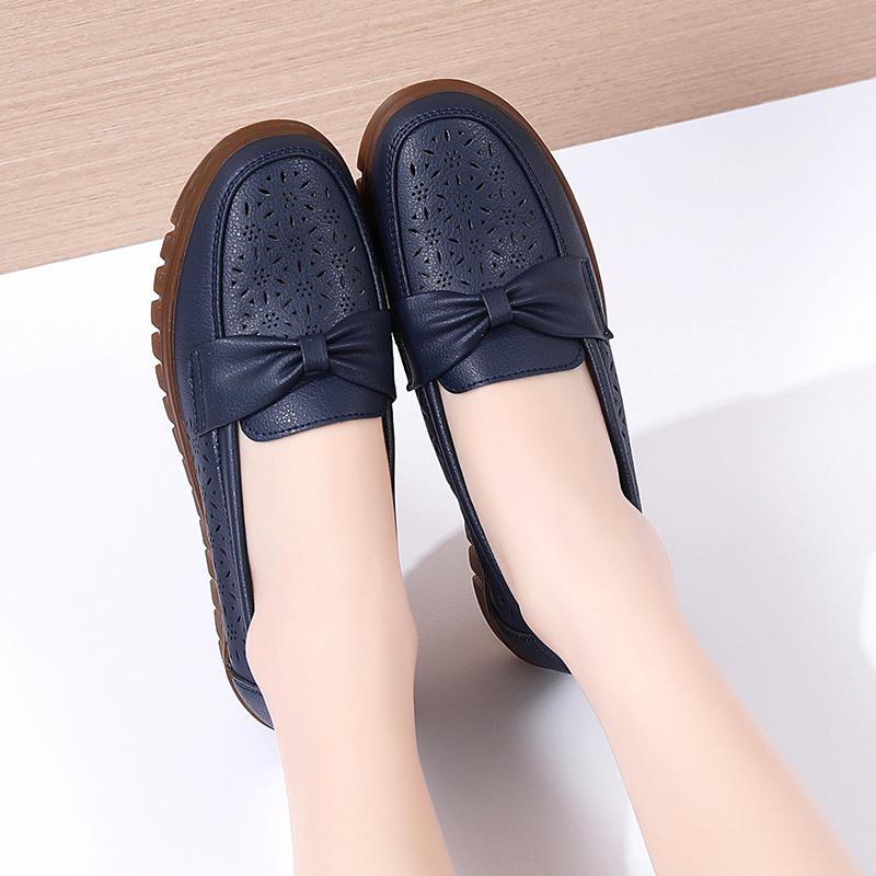 Spring and Summer New Womens Flat Shoes Work Flat Casual Sports Shoes Cowhide Soft Loafers Breathable Mother Shoes 35-44