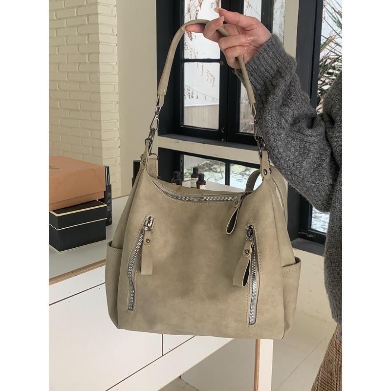 

Vintage Large Capacity Bag for Women New Design Trendy Fashion Tote Bag Niche Smooth Portable Commuting Bag Durable Material