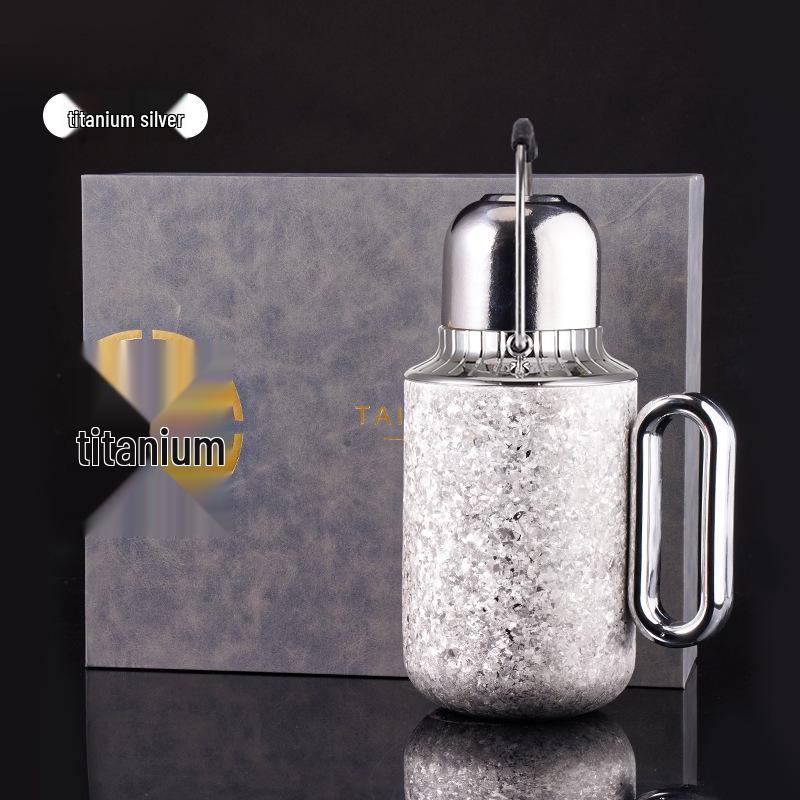 

Titanium Luxury Lightweight Teapot & Thermos Cup – Large Capacity, Portable, Outdoor Handheld Gift серебряный