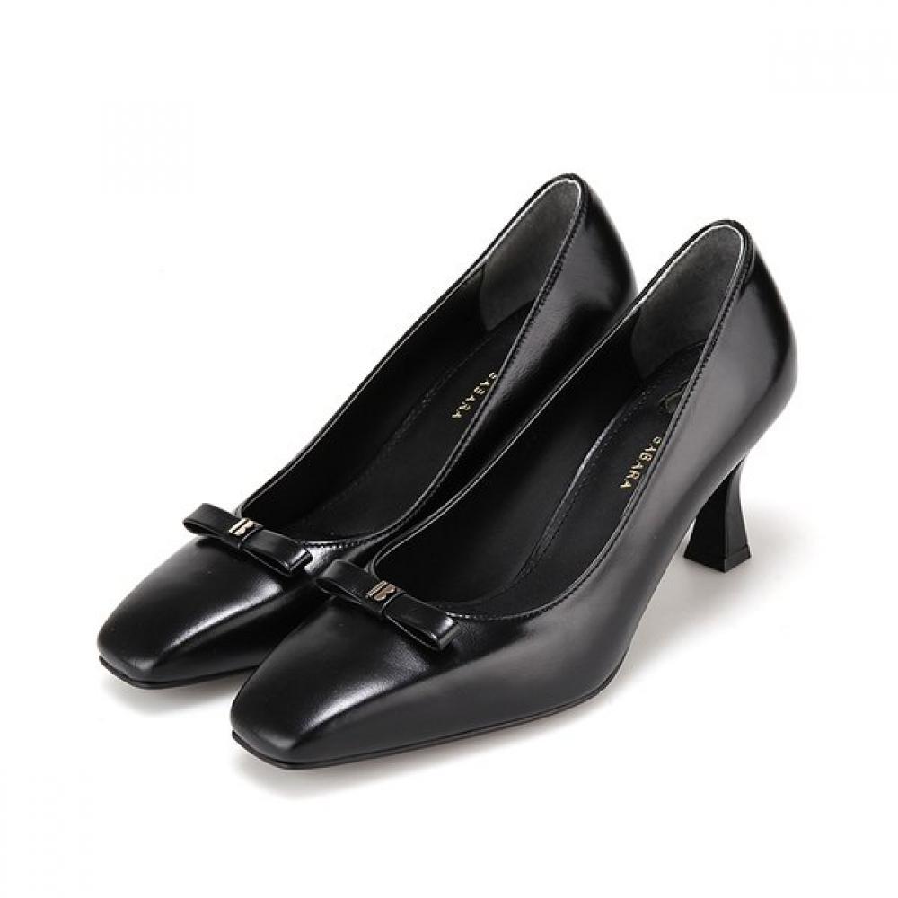 Barbara Glossy Leather Square Toe 7cm Pumps Bbh702bk 250mm 18412₽