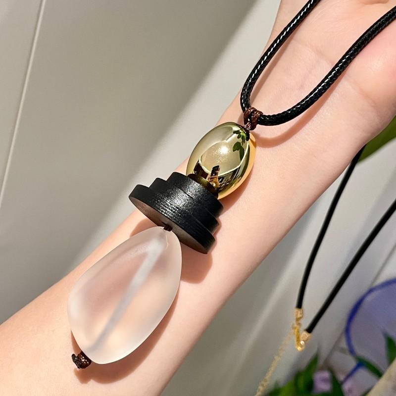Statement Fashion Metallic Resin Wooden Long Pendant Necklace For Women Creative New Black Sweater Chain