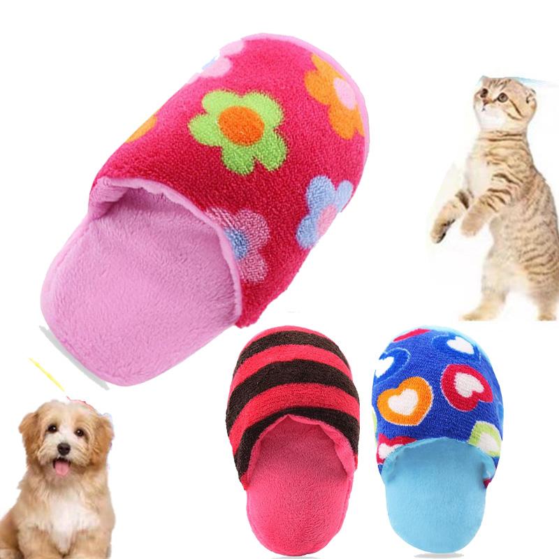 Giocattoli per Animali Squeaker Peluche a Forma di Pantofola Cane Cucciolo Suono Giocattoli da Masticare e Giocare per Cane Gatti Divertenti Prodotti per Cani Giocattolo per Allenamento all'Aperto