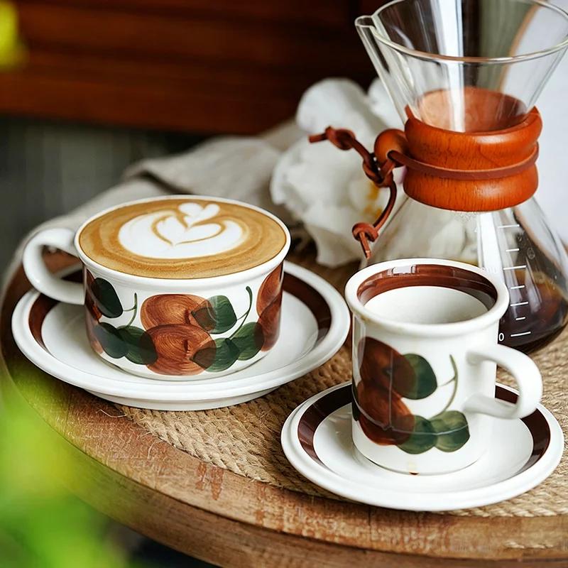 Vintage Ceramic Coffee Cup and Saucer Set Hand-painted Berries Afternoon Tea Coffee Cups Exquisite European Household Tea Set
