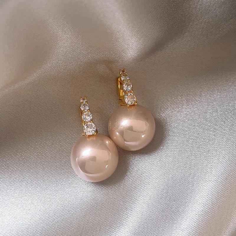 2024 Women's Elegant Temperament Light Pink Pearl Dangle Earrings Korean Fashion Zircon Luxury Accessories for Gilr‘s Earstud