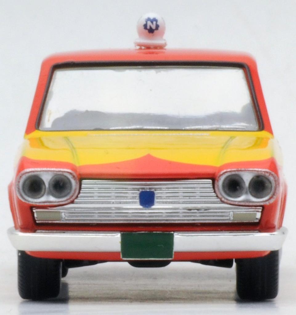 Tomica Limited Vintage Cedric Taxi Finished Product LV-151a (Nihon Kotsu) -