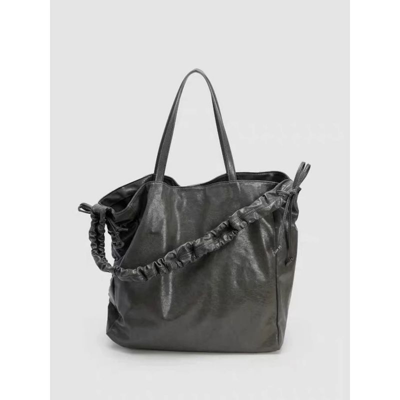 Niche Design Large Capacity Tote Bag 2025 New High Sense Pleat Drawstring Shoulder Bag Commuter Messenger Bag