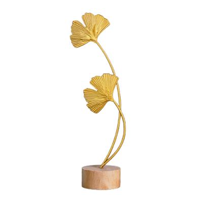Gold Ginkgo Leaf Statue Decorative Modern Iron Ginkgo Leaf Desktop Ornament for Tabletop Entryway