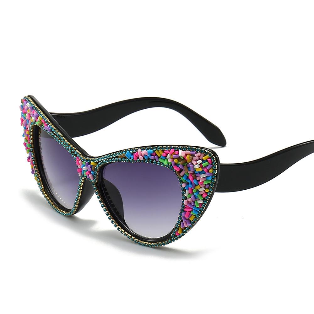 High-Quality Vintage Oversized Cat Eye Diamond Cake Sunglasses Women Female Luxury Designer Punk Sun Glasses Trendy Sexy Ladies Shades